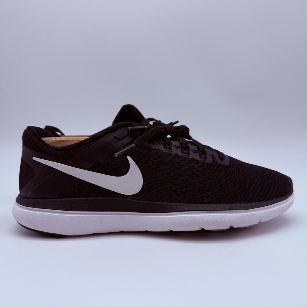 Nike Flex 2016 Run Womens Running Sneaker Black Sie 8.5
